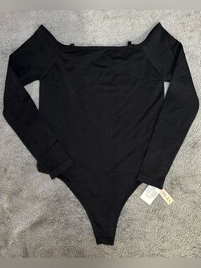 VENUS Black Off-Shoulder Long-Sleeve One-Piece Bodysuit